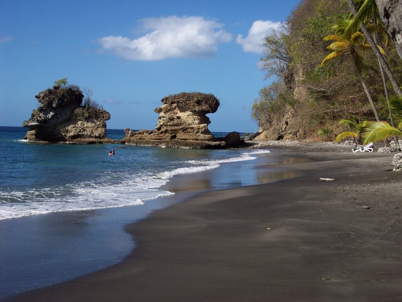 More shoreline at Gilligan's Island
